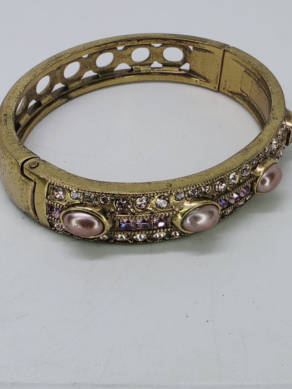 Heidi Daus Pink Swarovski Rhinestone Faux Pink Pearl 7" Hinge Bangle Bracelet - Picture 4 of 7